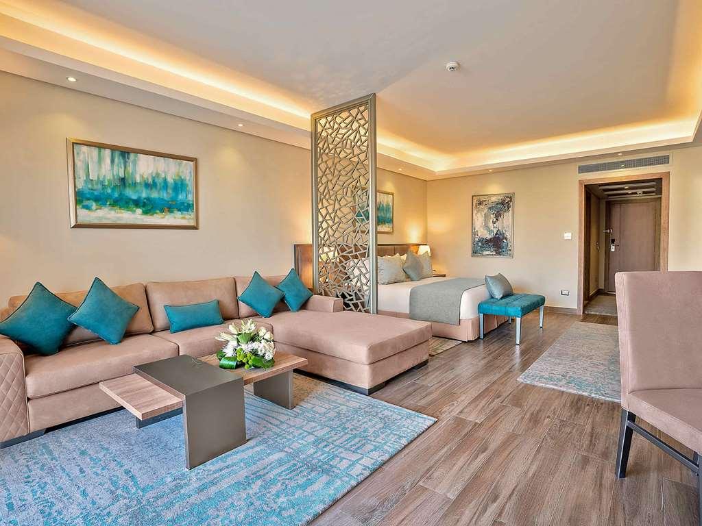 Rixos Premium Magawish Suites And Villas Hurghada Kamer foto